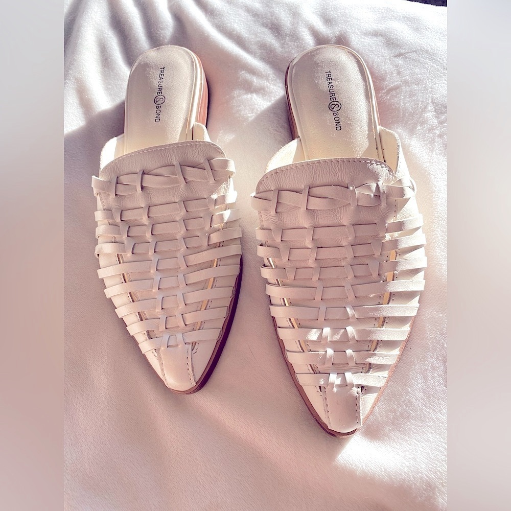Treasure & Bond Woven Leather Mules | Size 8.5 | Cream Slip-On Flats - Picture 2 of 8